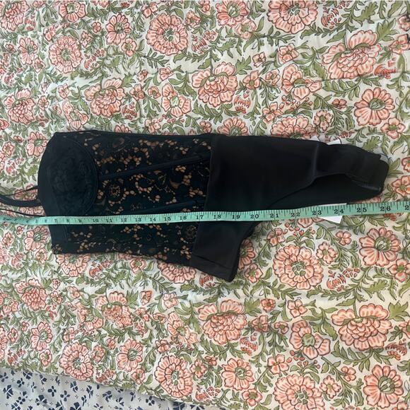 The CAMI NYC Anne Corded Lace Bodysuit size 2 NWT - Picture 6 of 13